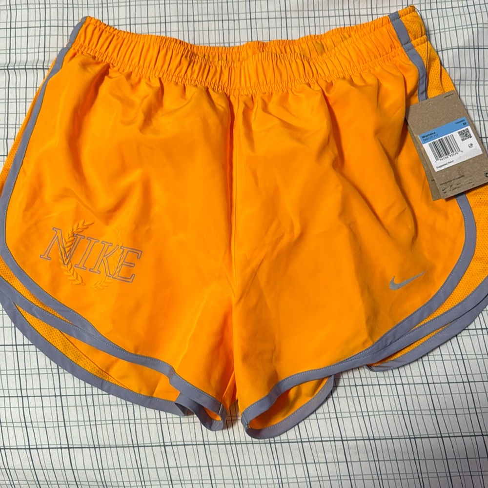 Women Nike Shorts